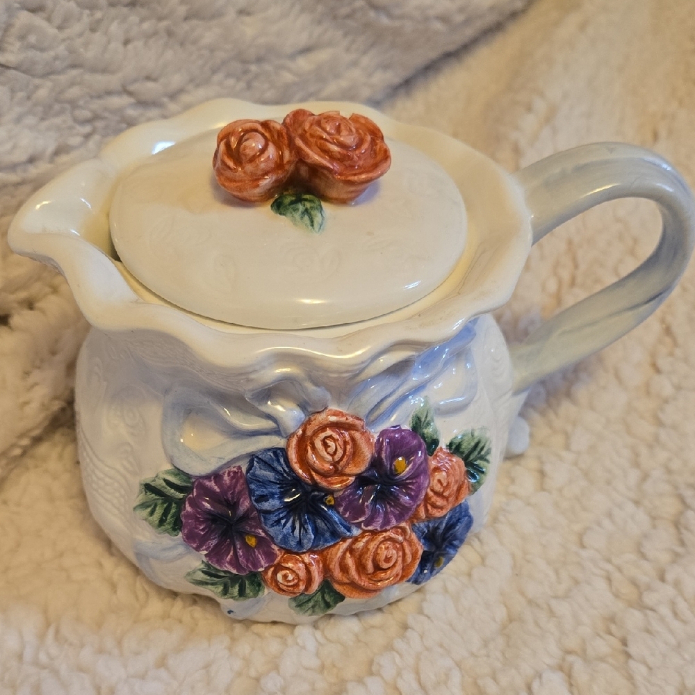 Floral Ceramic Teapot with Lid